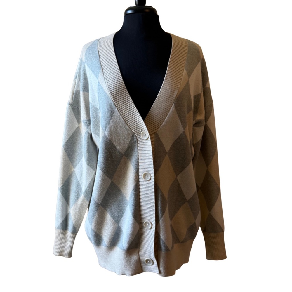 EVEREVE Argyle Cardigan Sweater Size L Beige Gray